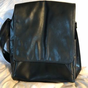 Mac by Matt Murphy shoulder bag